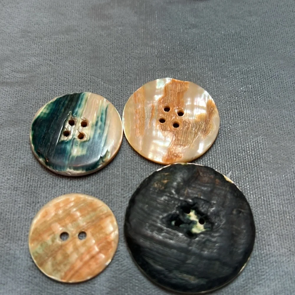 Vintage mother of pearl iridescent buttons Antique - Picture 8 of 14